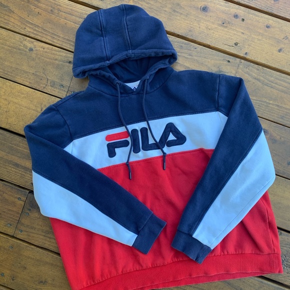 ubehageligt Skylight effekt Fila | Shirts | Fila Colorblock Sweatshirt | Poshmark